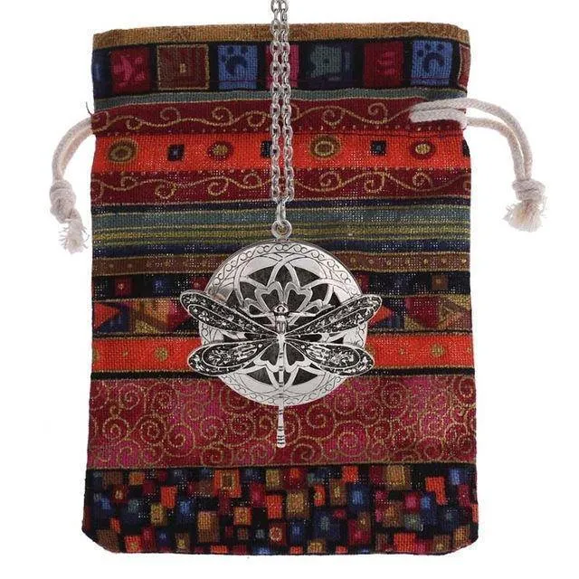 1pcs Aromatherapy Essential Oil Diffuser Ethnic Dragonfly Lockets