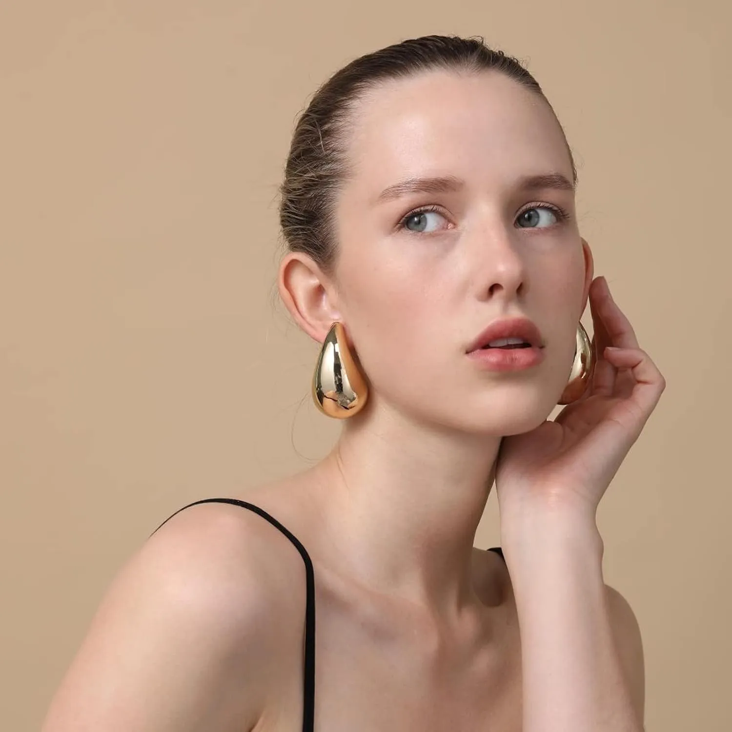 Apsvo Extra Large Drop Earring, Oversized Chunky Gold Hoop Earrings for Women, Lightweight Hypoallergenic Gold Plated Big Earrings Fashion Jewelry