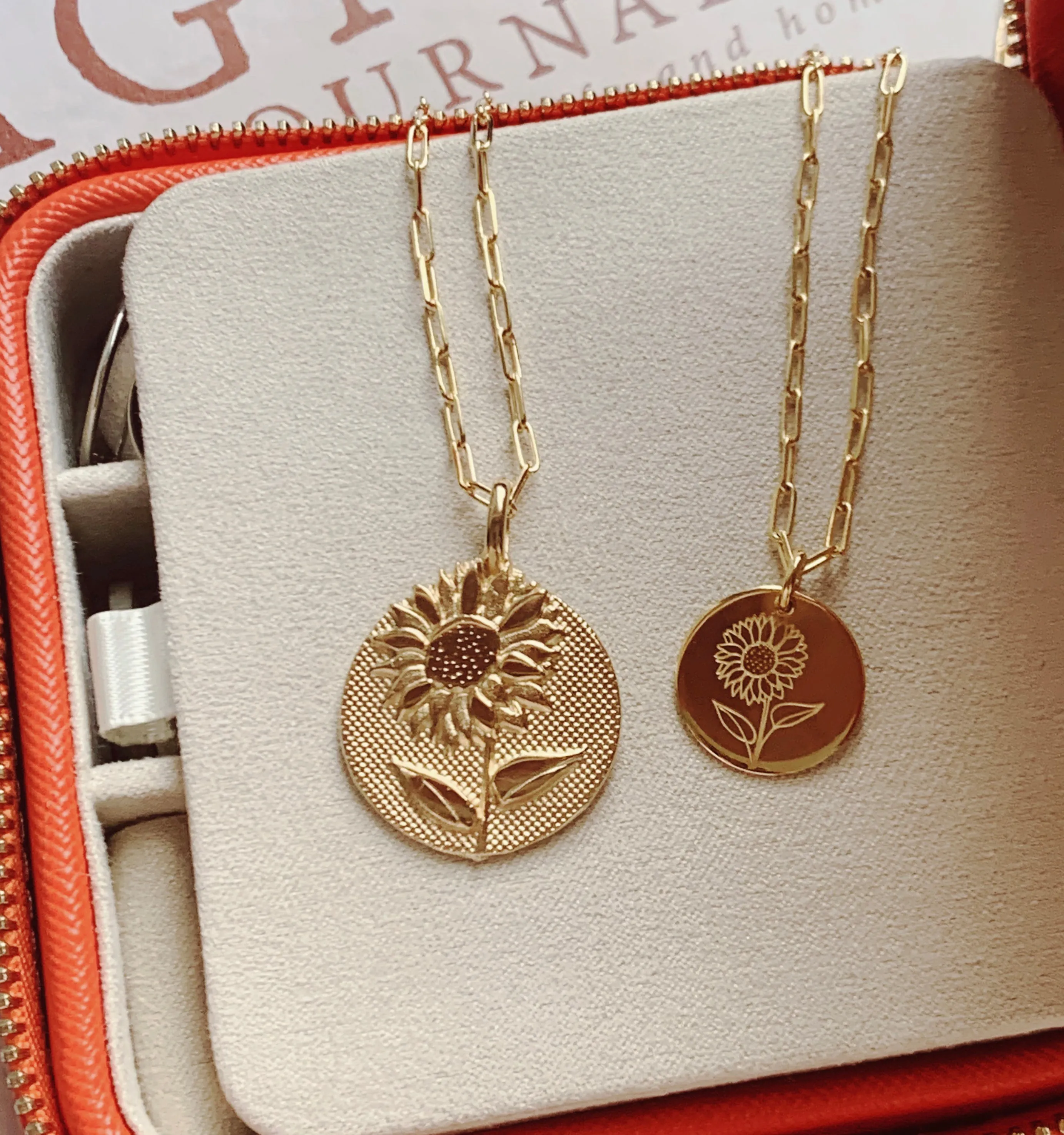 Bold Sunflower Necklace