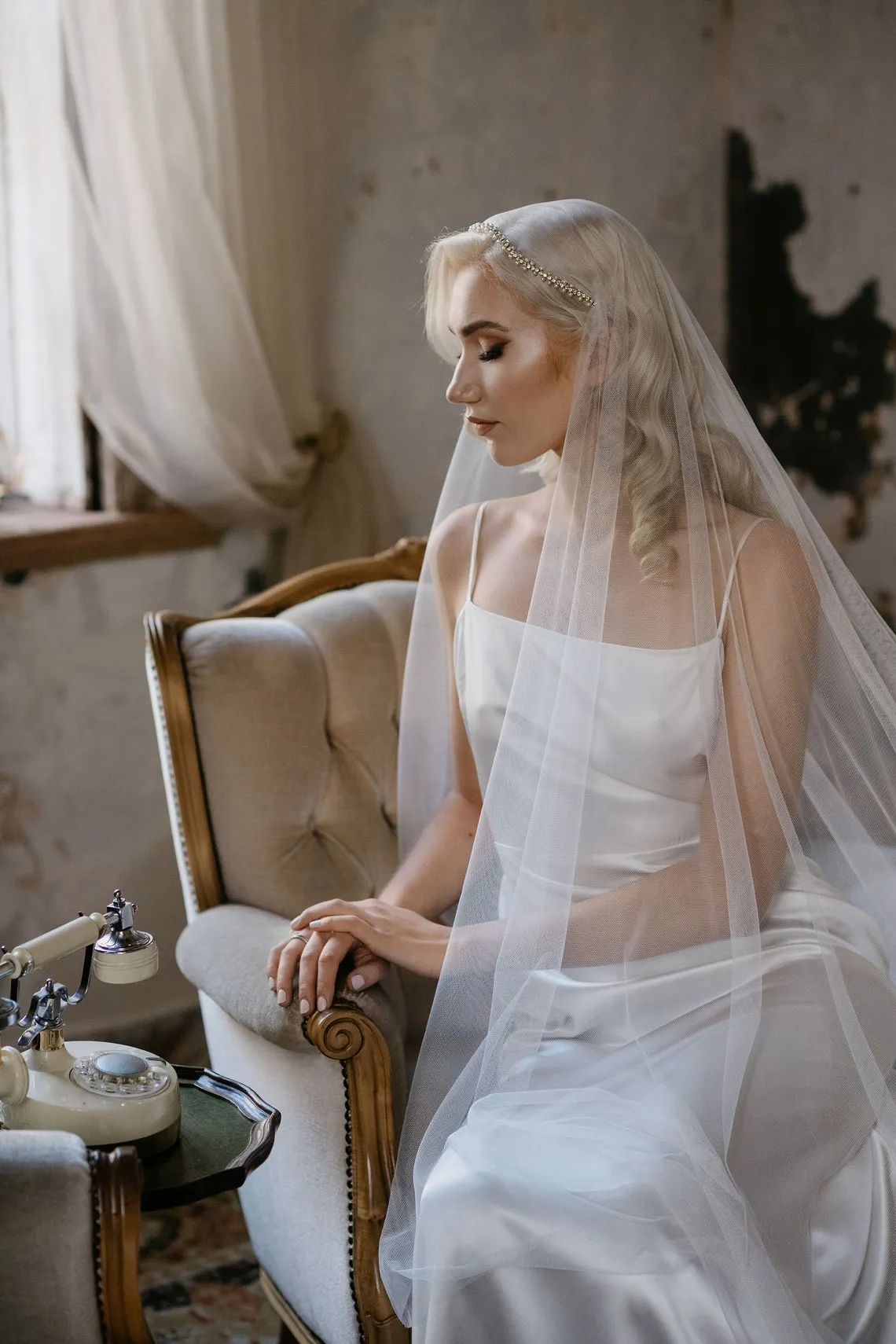Crystal and pearl juliet cap veil - MARLENA