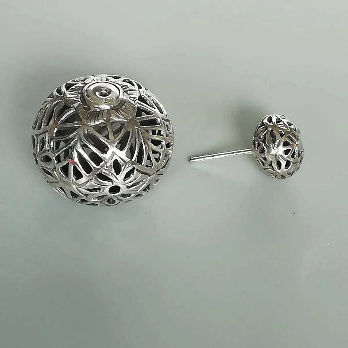 Double sided sterling silver ball studs | Filigree earrings  | Ball cartilage studs | Silver jewelry | Bohemian | E1114