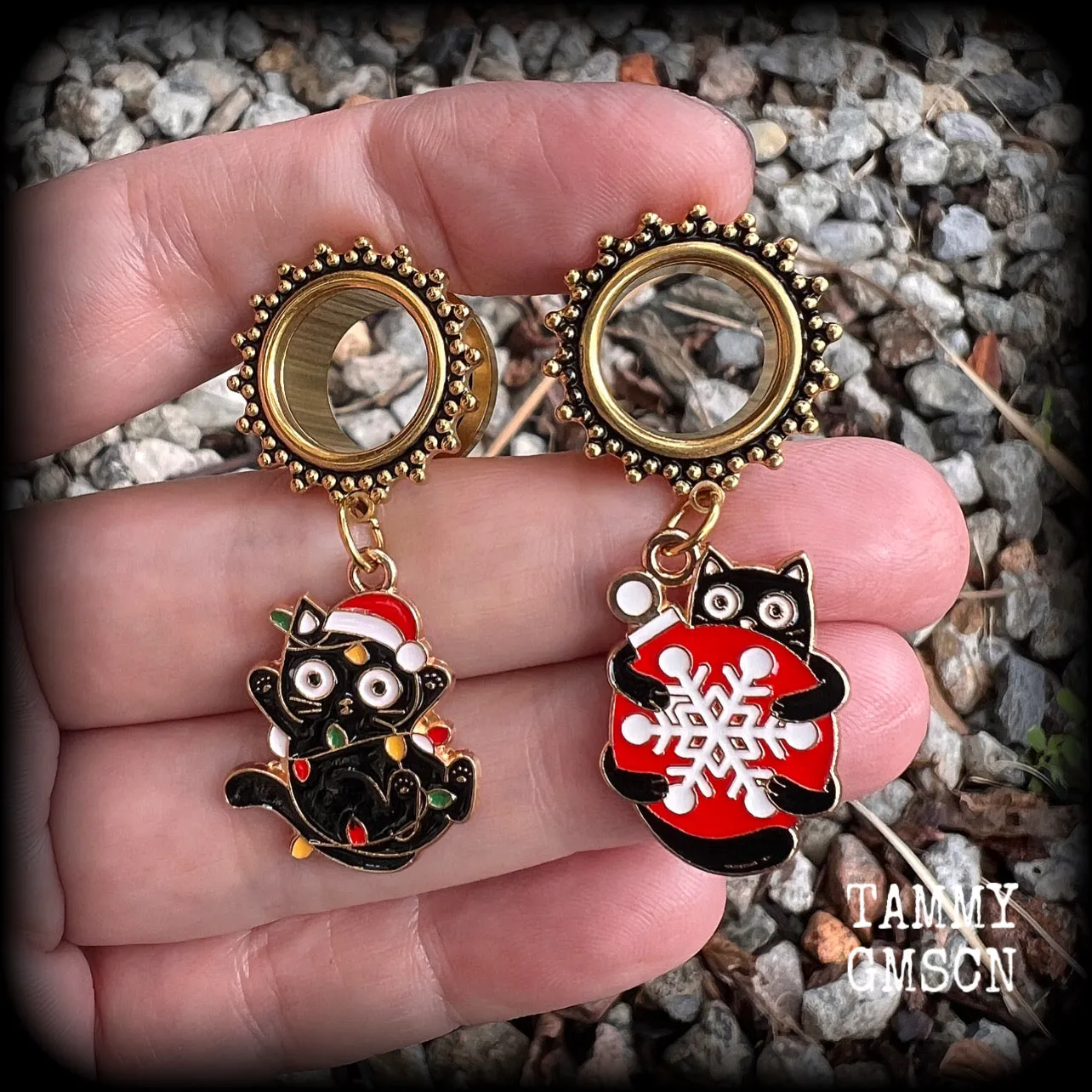 Festive black cat tunnel earrings-Christmas earrings