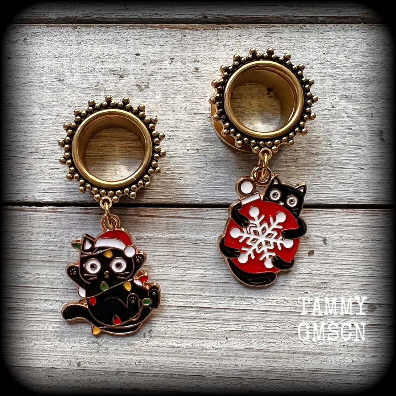 Festive black cat tunnel earrings-Christmas earrings
