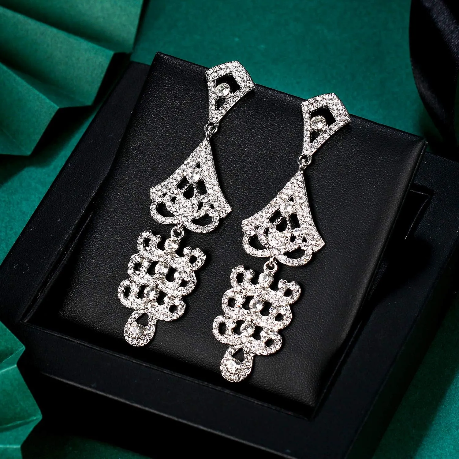 Flyonce Women's Vintage Style Art Deco Wedding Bridal Crystal Chandelier Dangle Earrings