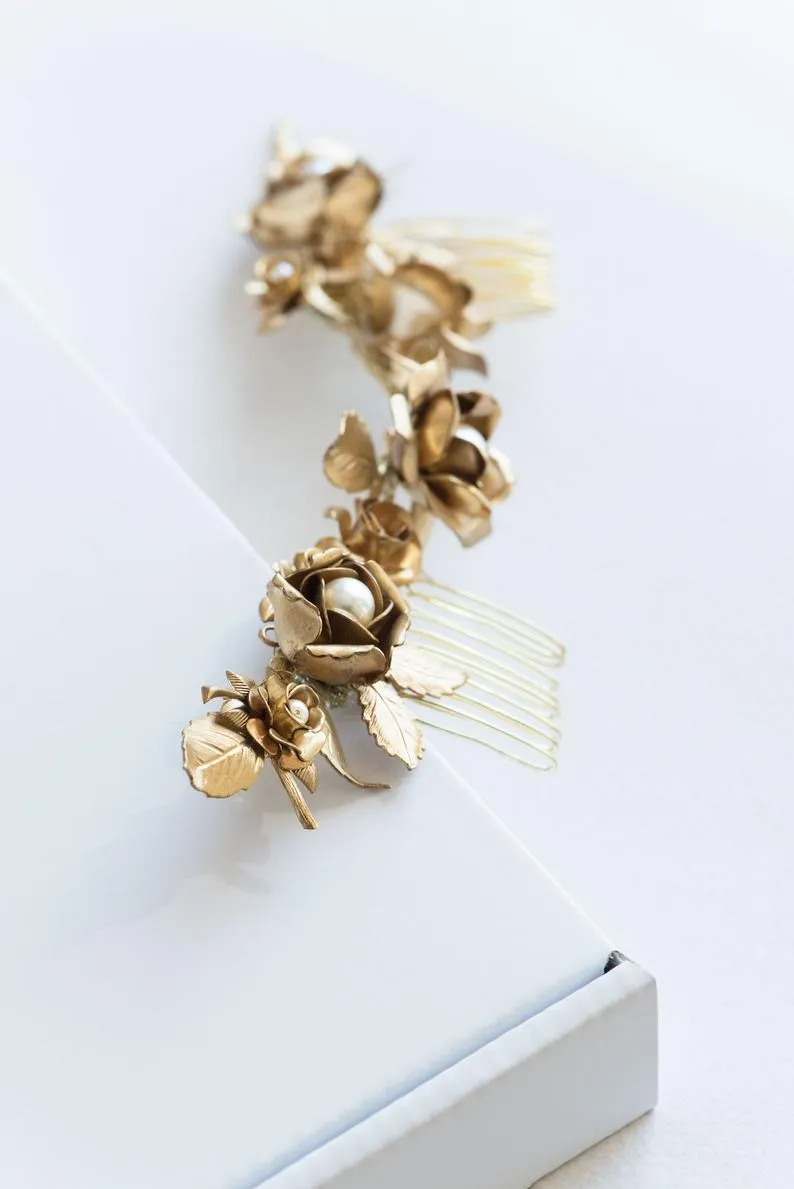 Gold flower hair comb, gilded roses hair vine - Roselle