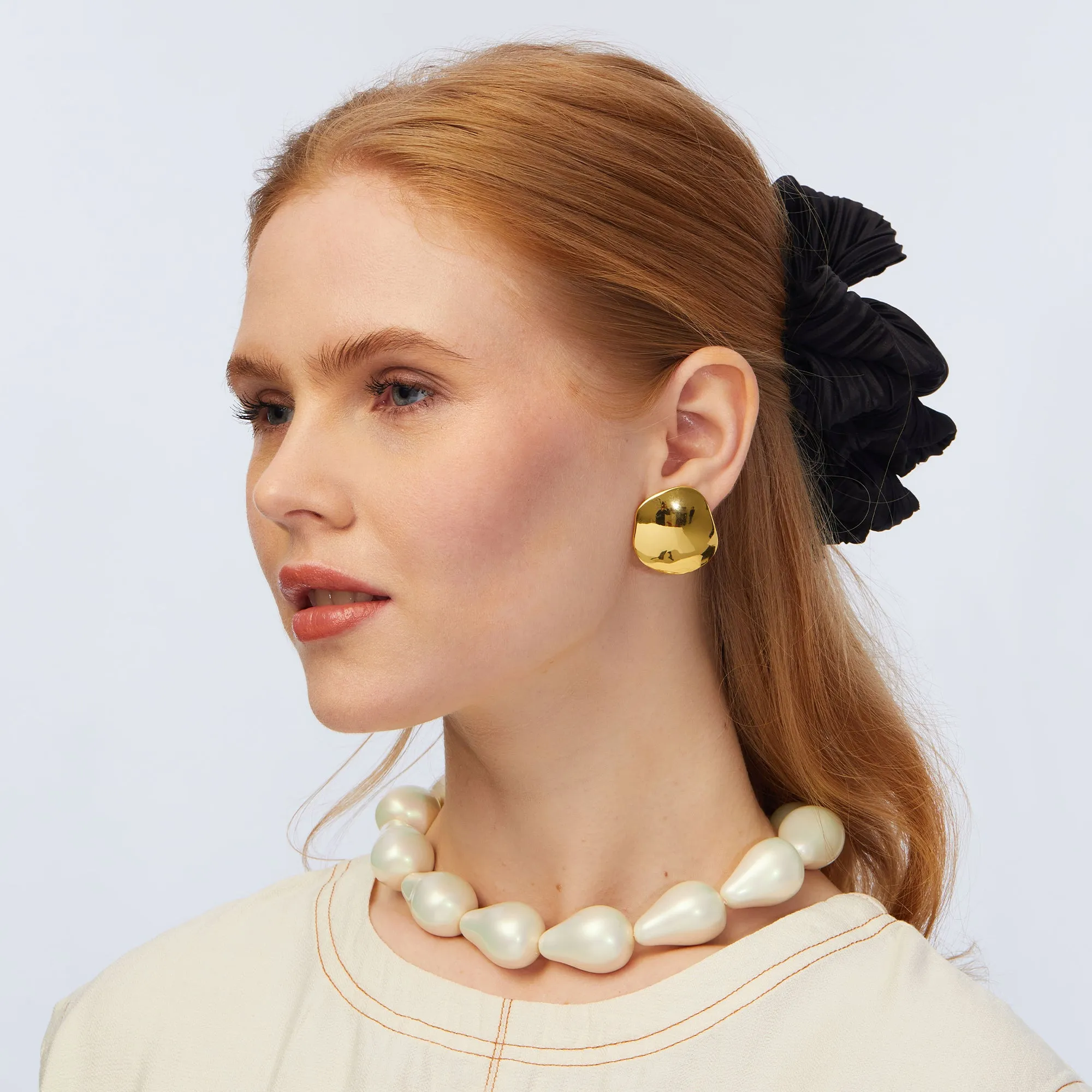 HOLOGRAPHIC PEARL WILMA PEARL NECKLACE