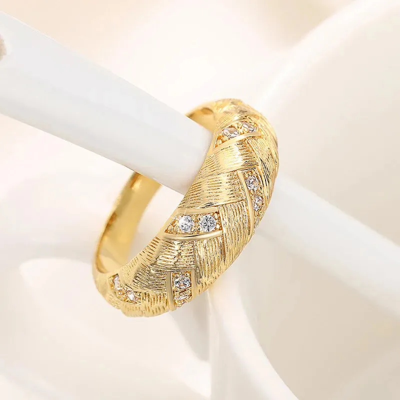 Huitan Engagement Wedding Rings New for Women Chic Braid Design Luxury Gold Color Female Rings Party Statement Jewelry Drop Ship