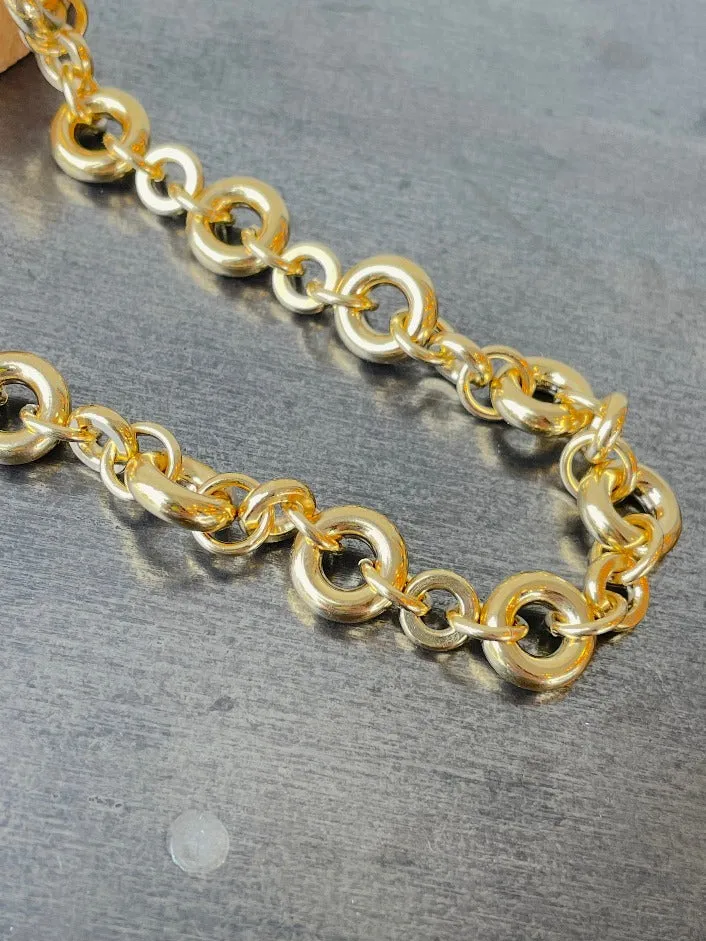 Isola Necklace