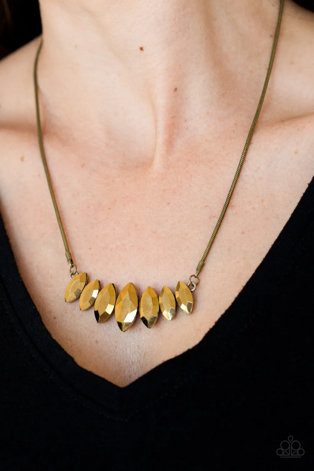 Necklace Leading Lady - Brass N32