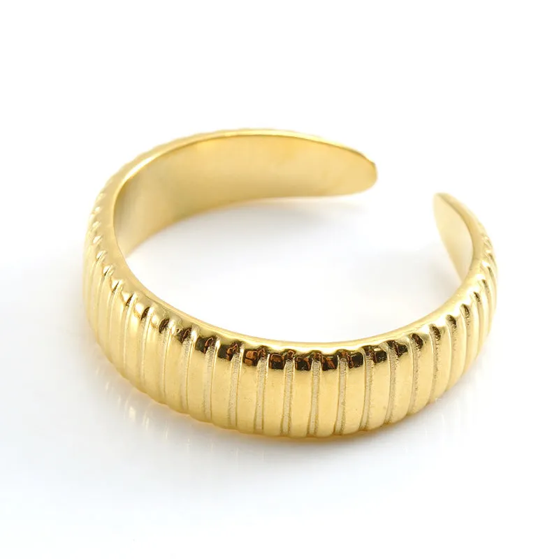 TEEK - Gold Living Rings