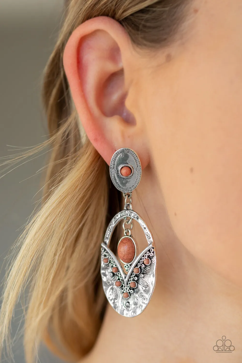 Terra Tribute Brown-Earrings