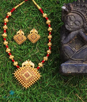The Amitava Jomale Silver Necklace (Short/Red)