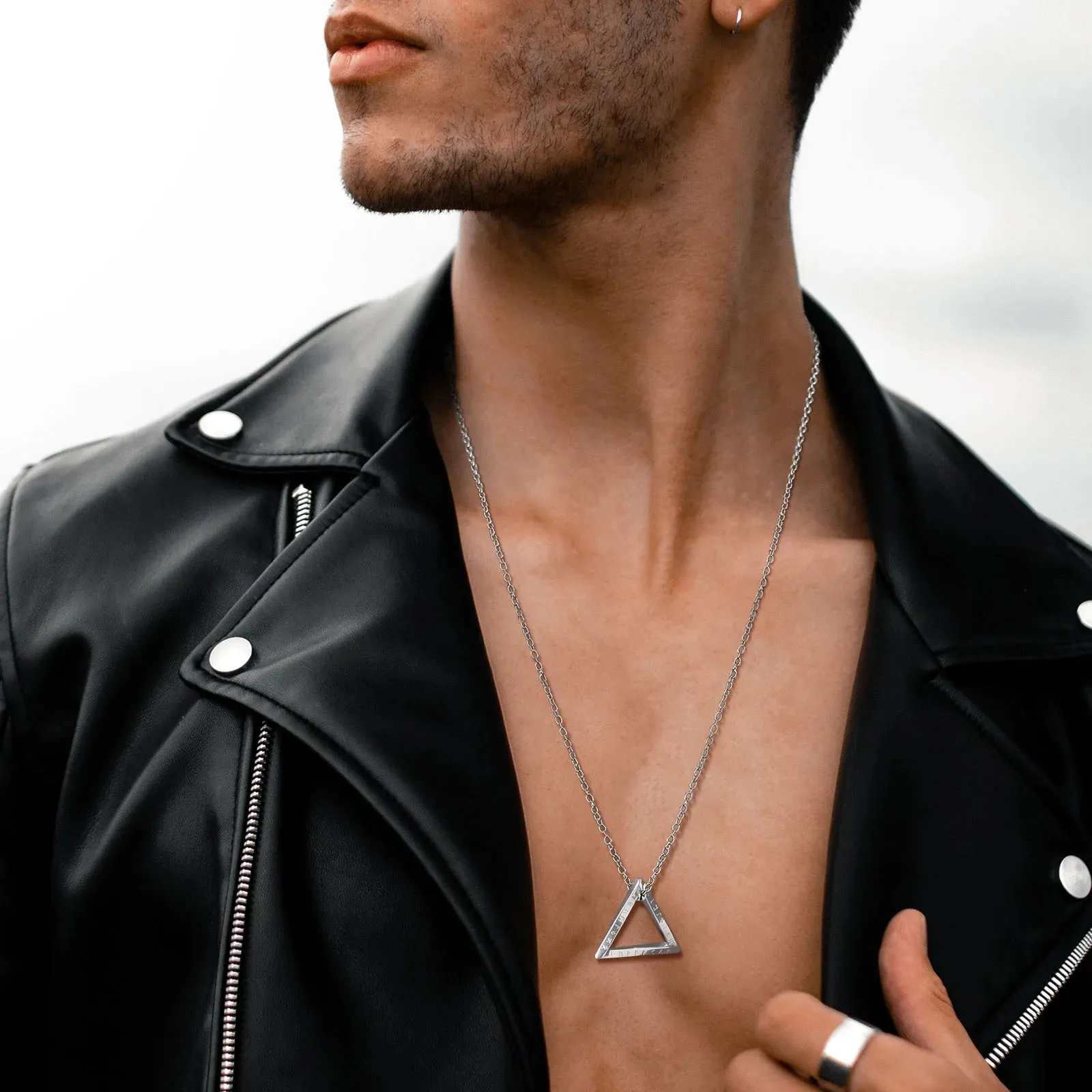 Vnox Norse Viking Pendant Necklaces, Men Twisted Stainless Steel Mobius Triangle Charm, Vegvisir Nordic Valknut Geometric Collar